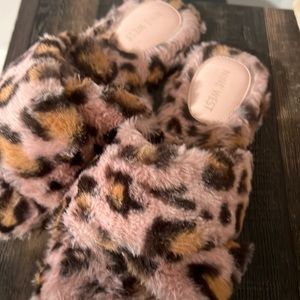 Nine West faux fur cozy slippers